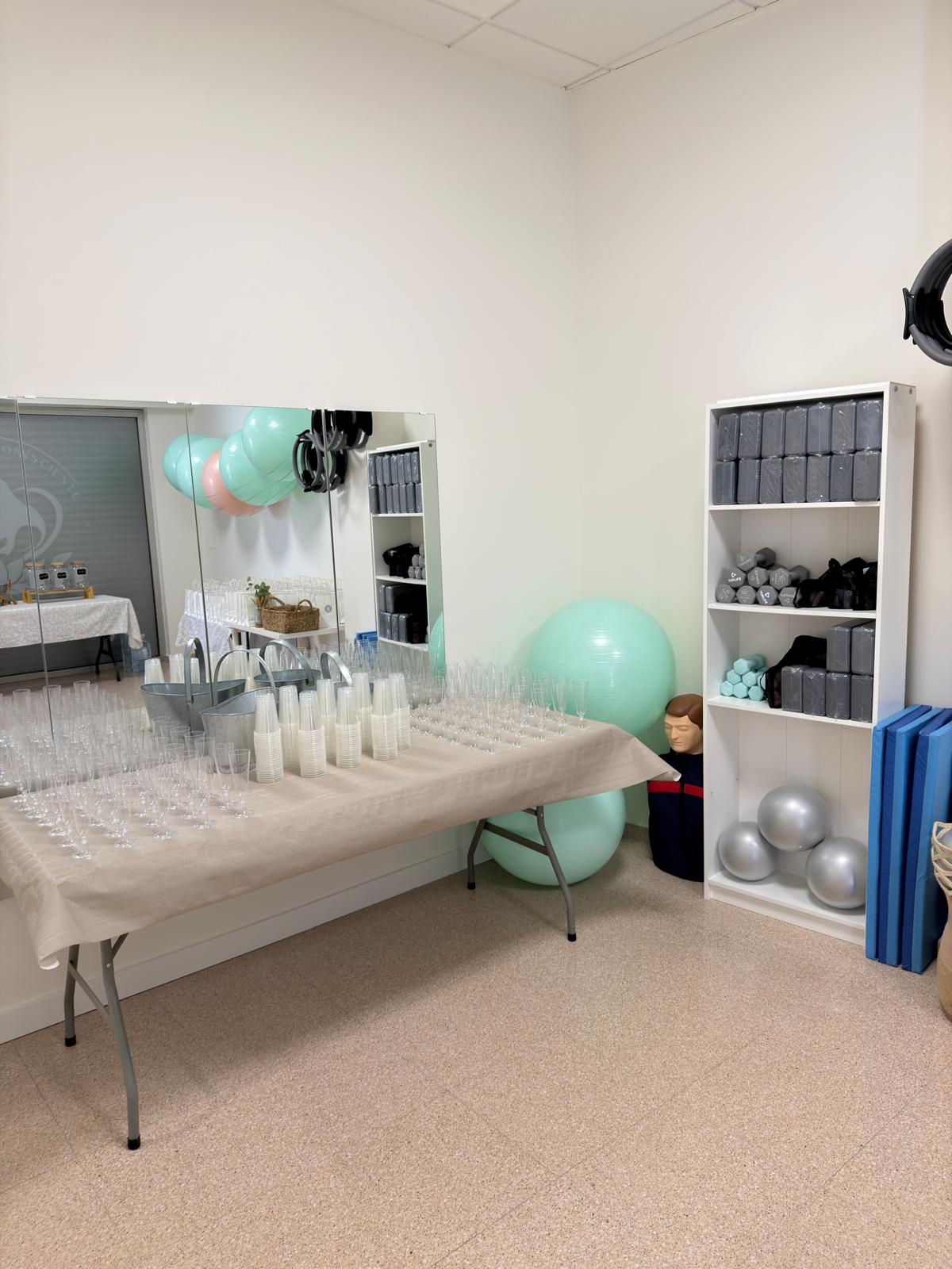 Sala de talleres y pilates prenatal